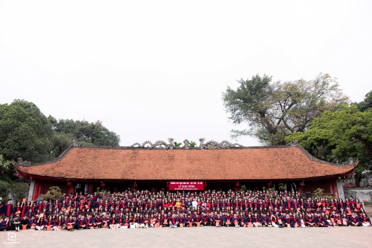 LỄ DÂNG HƯƠNG BÁO CÔNG TẠI VĂN MIẾU QUỐC TỬ GIÁM DÀNH CHO HỌC SINH KHỐI 12 NIÊN KHÓA 2022 -2025